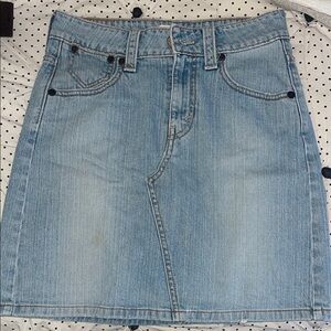 Levi’s denim skirt